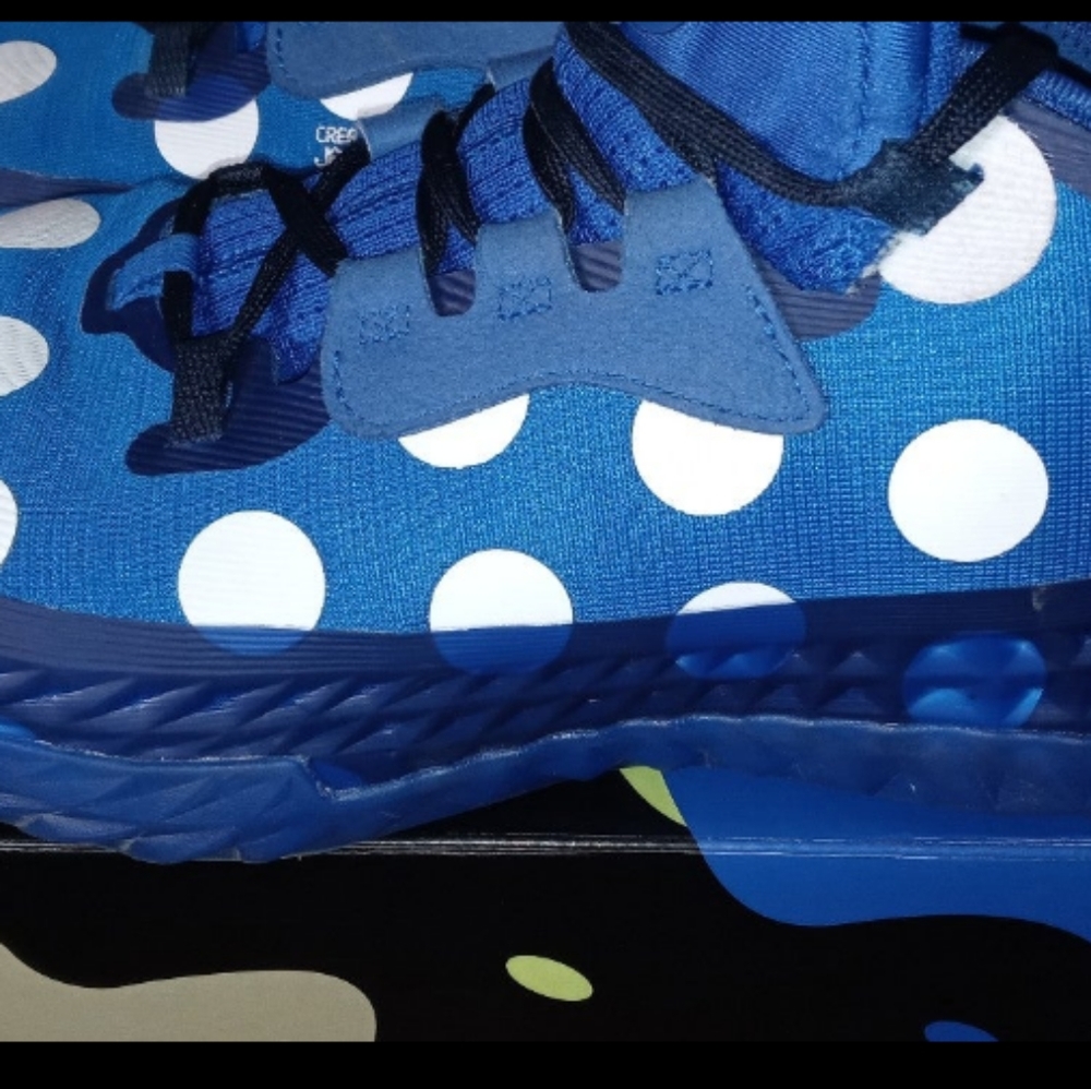 Harden 5 - Picture 3 of 9
